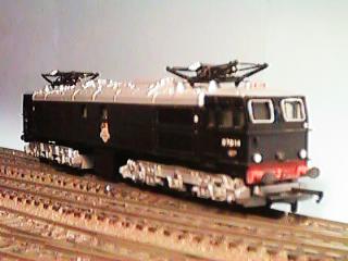 EM2 Co-Co 1500V DC Electric Loco
#27014